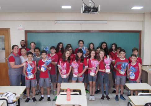 PÁSCOA SOLIDÁRIA - entrega ao Lar São Francisco de Assis