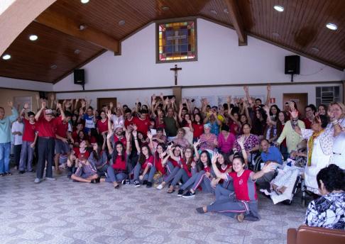 Páscoa Solidária - Visita ao Lar Padre Leone