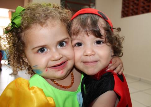 Fantasia e Karaokê - Berçário