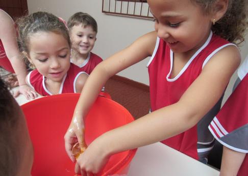 Fazendo pão - Educação Infantil (Integral)
