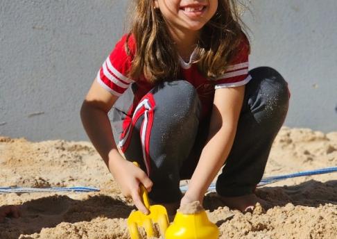 Brincando na areia // Inf. 5 