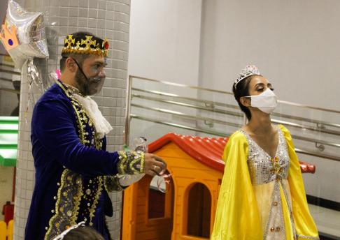 O rei e a rainha chegaram!